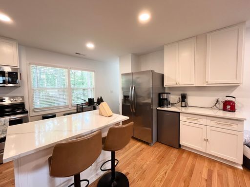 Building Photo - Modern 3BD, 2BA Near Downtown Durham with Assigned Off-Street Parking and Backyard