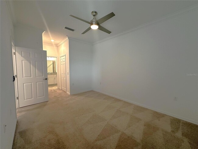Building Photo - 14051 Heritage Landing Blvd