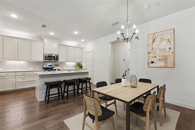 Building Photo - 4856 Woodruff Way