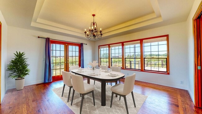 Building Photo - Beautiful 4 bedroom 3.5 bath Home with 2 c...