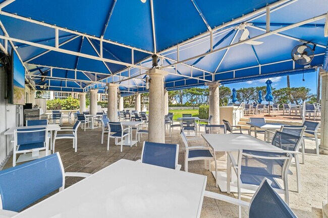 Building Photo - 3100 N Ocean Blvd