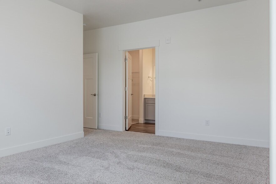 Building Photo - 3758 W 1440 N