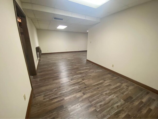 Building Photo - 304 Gardner Rd