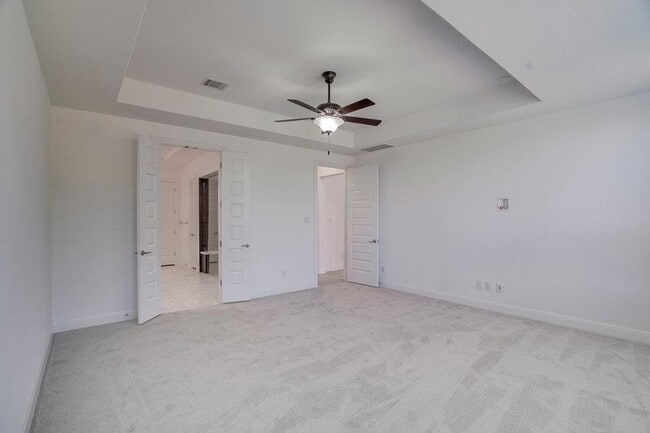 Building Photo - 2920 Hadley Wy