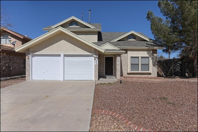 Building Photo - 695 Bluff Canyon Cir