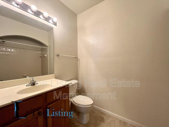 Building Photo - 11706 Heritage Point Dr