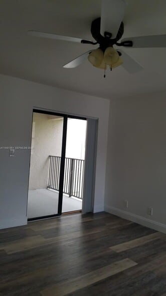 Building Photo - 3811 NW 91st Ter