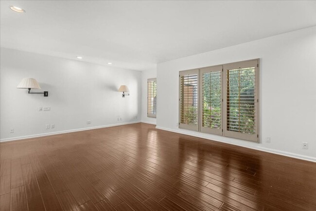 Building Photo - Private Hillside Retreat with Expansive Yard, Chef’s Kitchen, and Spa-Like Primary Suite