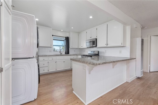 Building Photo - 1029 W 161st St