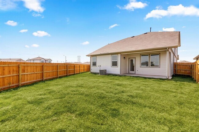 Building Photo - 112 Eagle Mountain Trl1