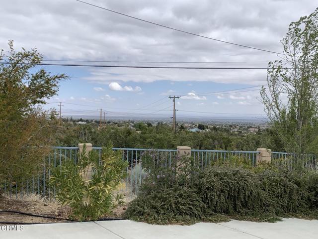 Building Photo - 9020 Pionero Rd