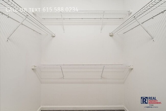 Building Photo - 3013 Pipkin Hills Dr