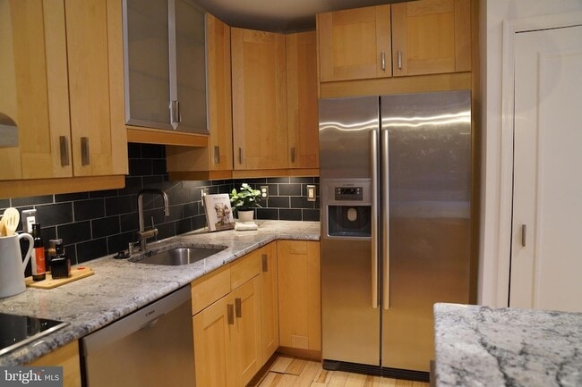 Building Photo - 1034 Paper Mill Ct