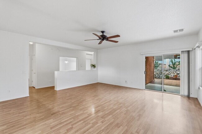 Building Photo - 10252 E Wasp Spring Dr