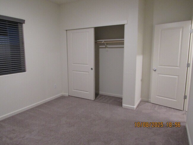 Building Photo - 14813 Trinchero Pl