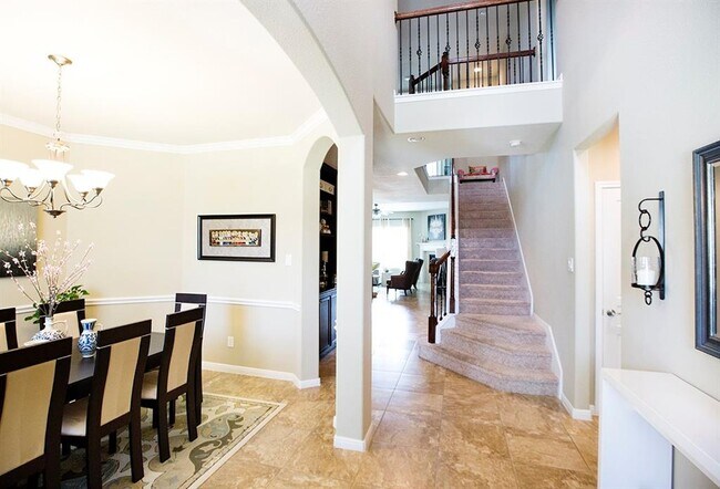 Building Photo - 25630 Foxrun Vista Dr