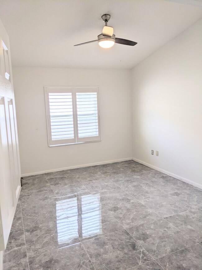 Building Photo - 22889 Sterling Lakes Dr