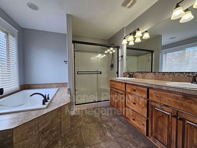 Building Photo - 4522 NE 91st Way