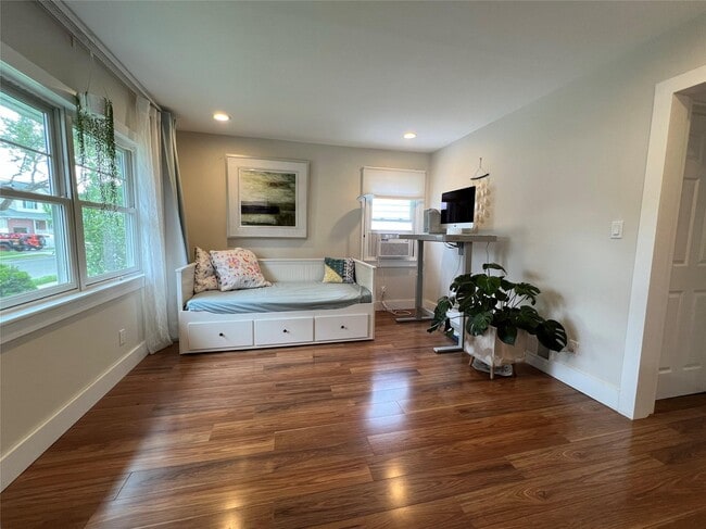 Building Photo - 44 Fieldstone Dr