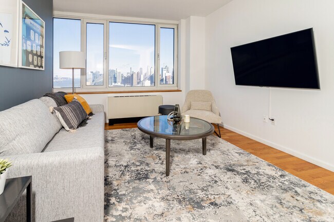 Building Photo - 635 W 42nd St