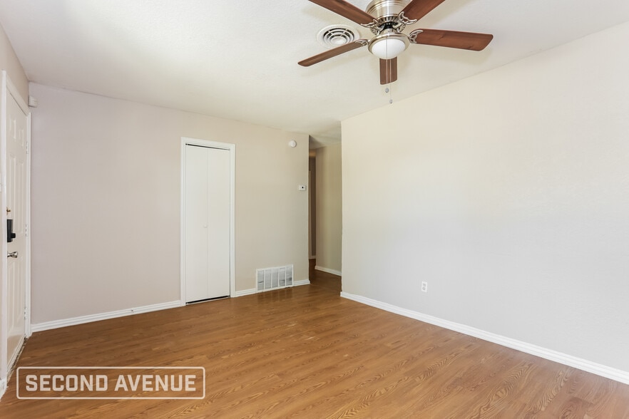 Building Photo - 2005 Mt Pleasant Dr