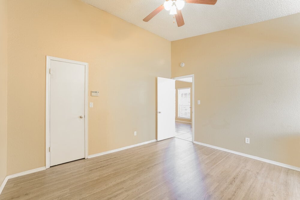 Building Photo - 616 Stoneridge Dr