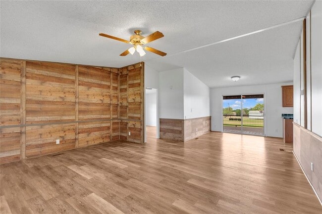 Building Photo - 7012 Bronco Ct