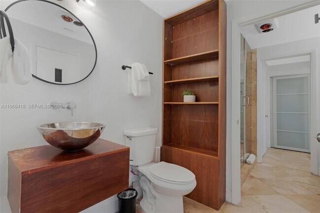 Building Photo - 5781 Biscayne Blvd