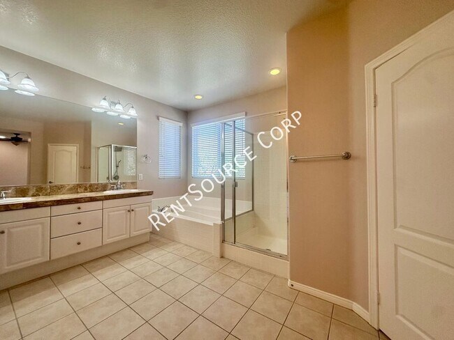 Building Photo - 16339 Mountain Ln