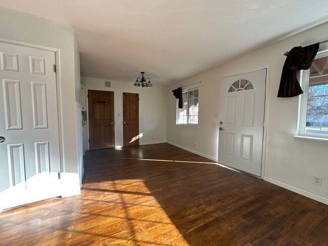 Building Photo - 5819 Winter Ave