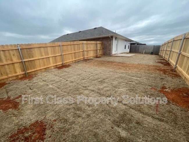 Building Photo - 19917 Forsythe Dr