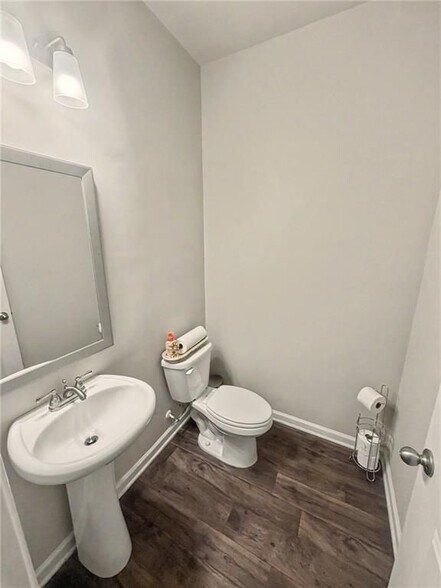 Building Photo - 369 Auburn Crossing Dr