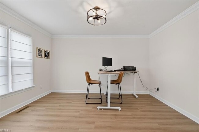 Building Photo - 7125 Grayfalcon Dr