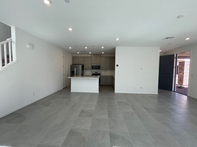 Building Photo - 3 BED 2.5 BATH 2 CAR GARAGE TOWNHOME FOR RENT IN CADENCE MASTER PLANNED COMMUNITY