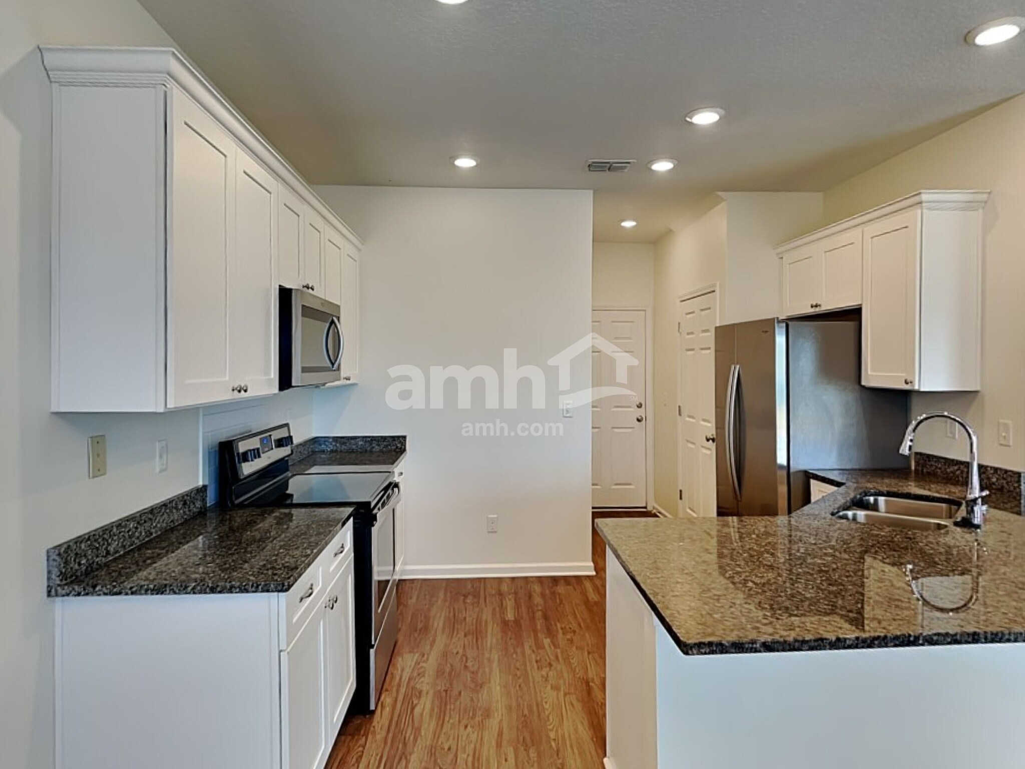 Building Photo - 205 W Jayce Wy