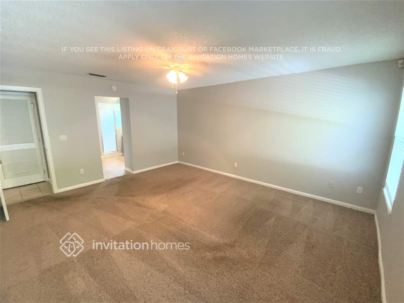 Building Photo - 5666 Plum Hollow Dr W