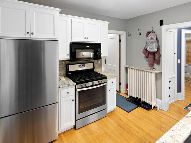 Building Photo - 4840 Upton Ave S