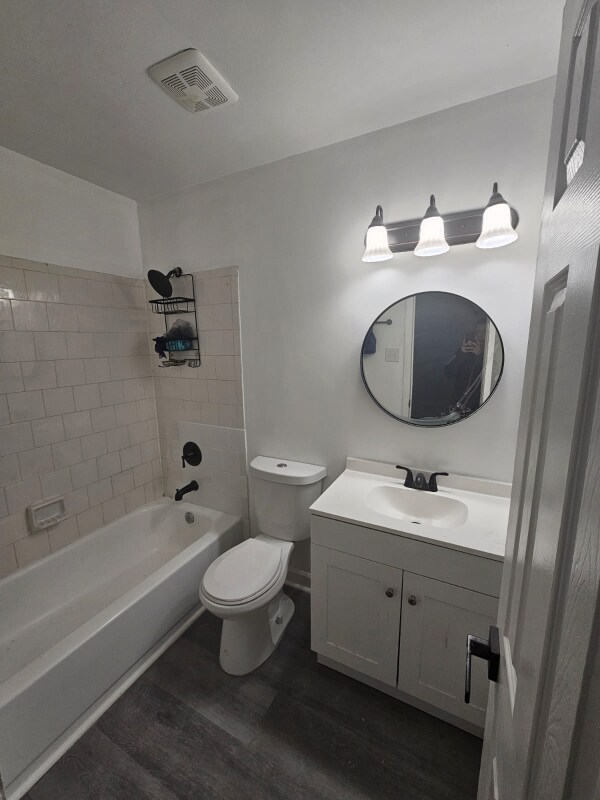 Building Photo - 6463 Woodgreen Cir