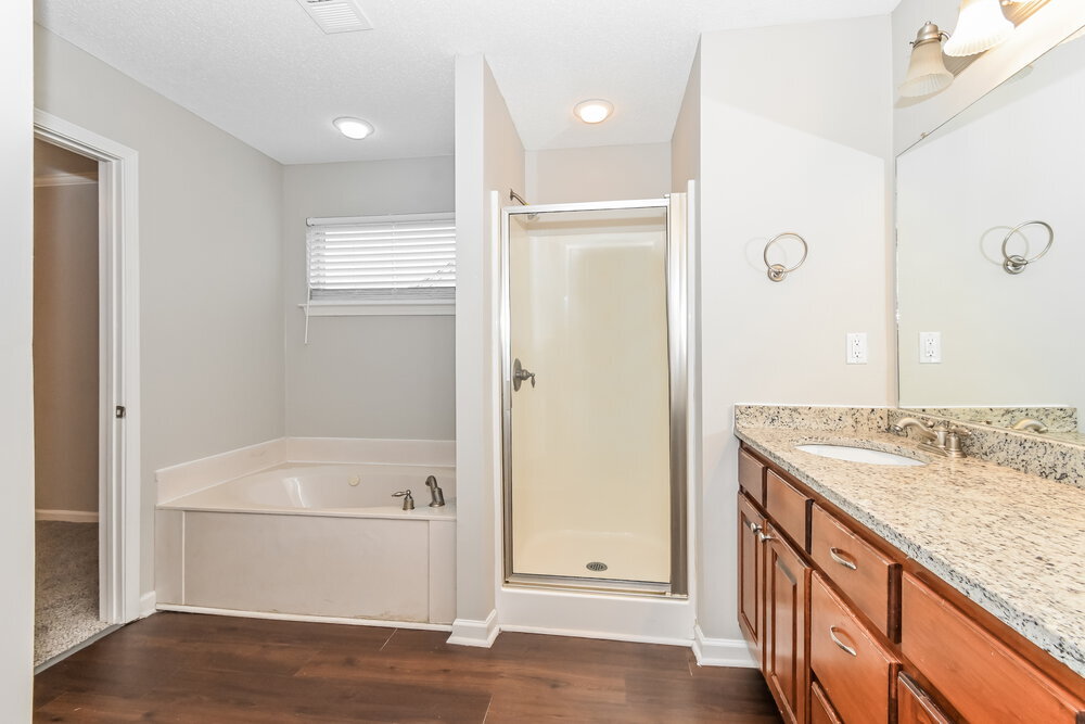 Building Photo - 2523 Russum Dr