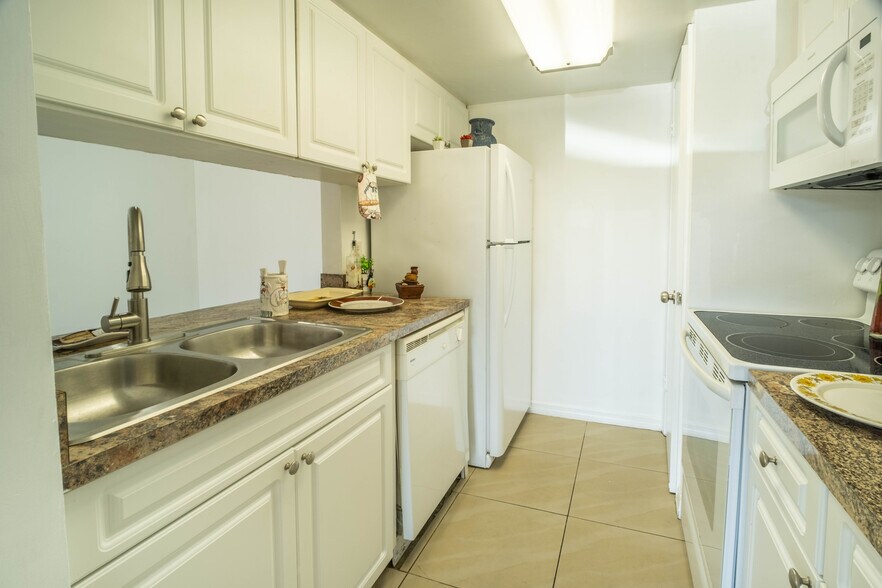 Building Photo - 277 Hermitage Hill Way