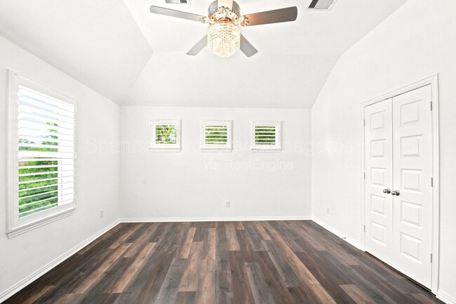 Building Photo - 1202 Vilamoura Ct