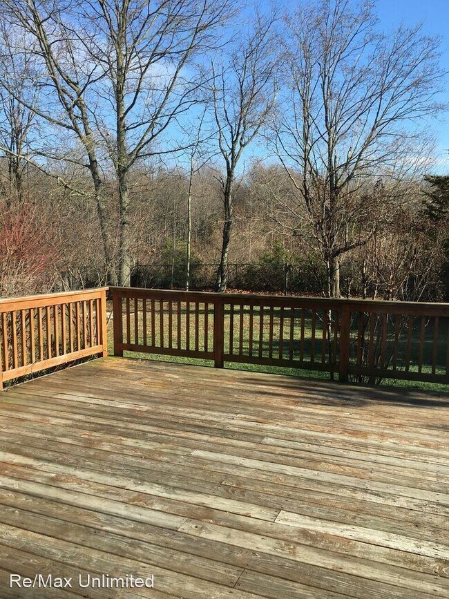 Building Photo - 3 br, 2.5 bath House - 13 Old Forge Drive