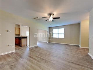 Building Photo - 104 Surlington Dr