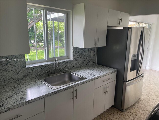 Building Photo - 11751 SW 190th Terrace