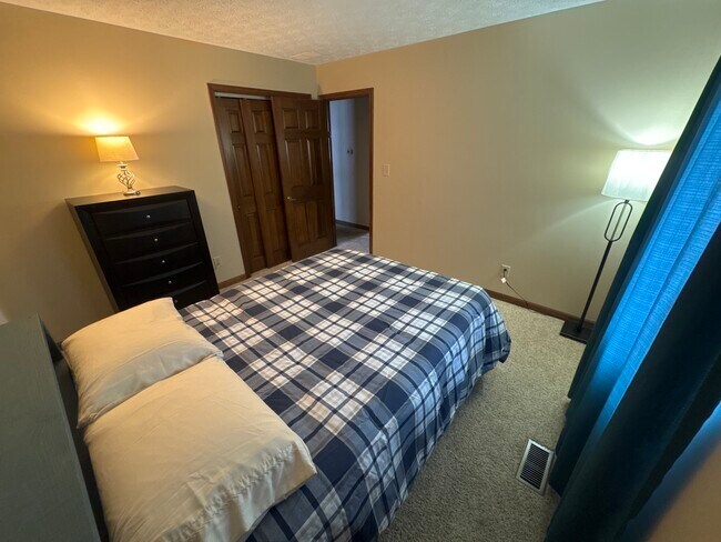 Building Photo - 9229 Westdrum Ct