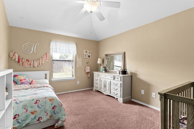 Building Photo - 1808 Bailey Dr