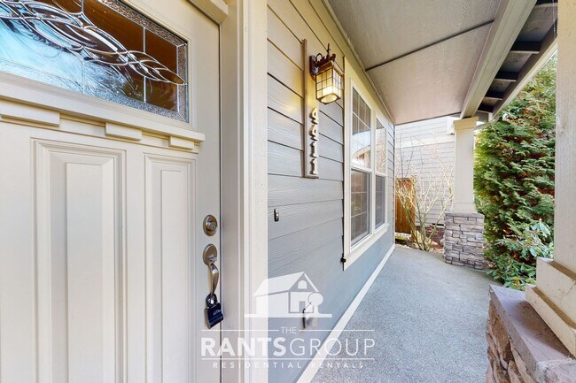 Building Photo - Beautiful home in Puyallup! Easy Commute t...