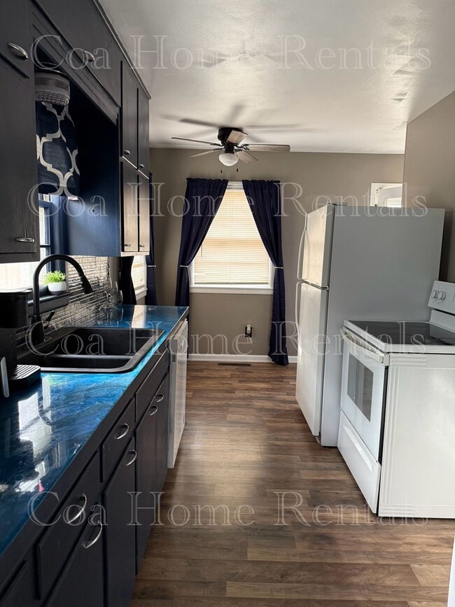 Building Photo - Derby Kansas Home