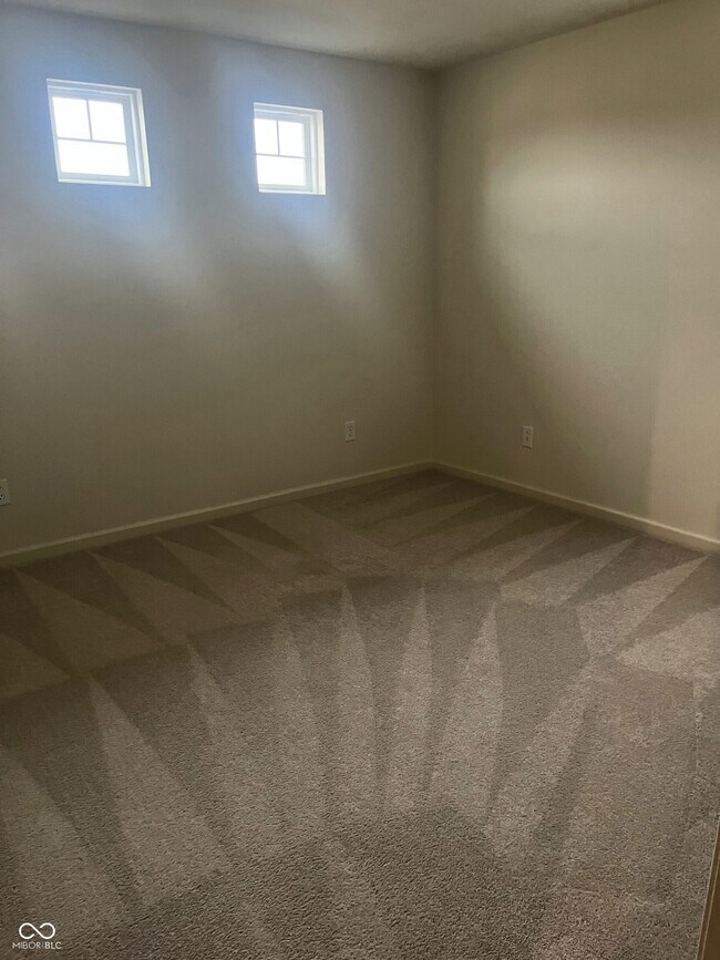 Building Photo - 3340 Preakness St