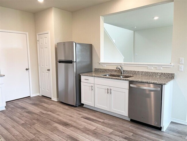 Building Photo - 54 Pacific Loon St